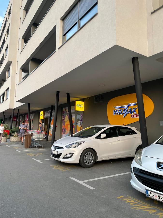 Apartman Welcome To Tresnjevka Zagreb Eksteriør bilde